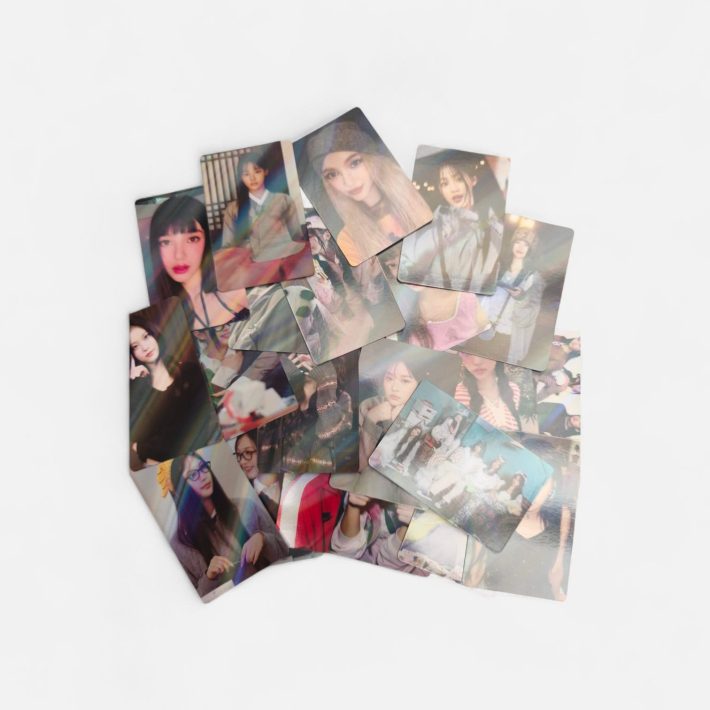 Photocards New Jeans 50 piezas holográficas